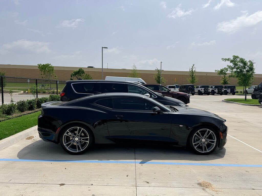 2023 CHEVROLET Camaro