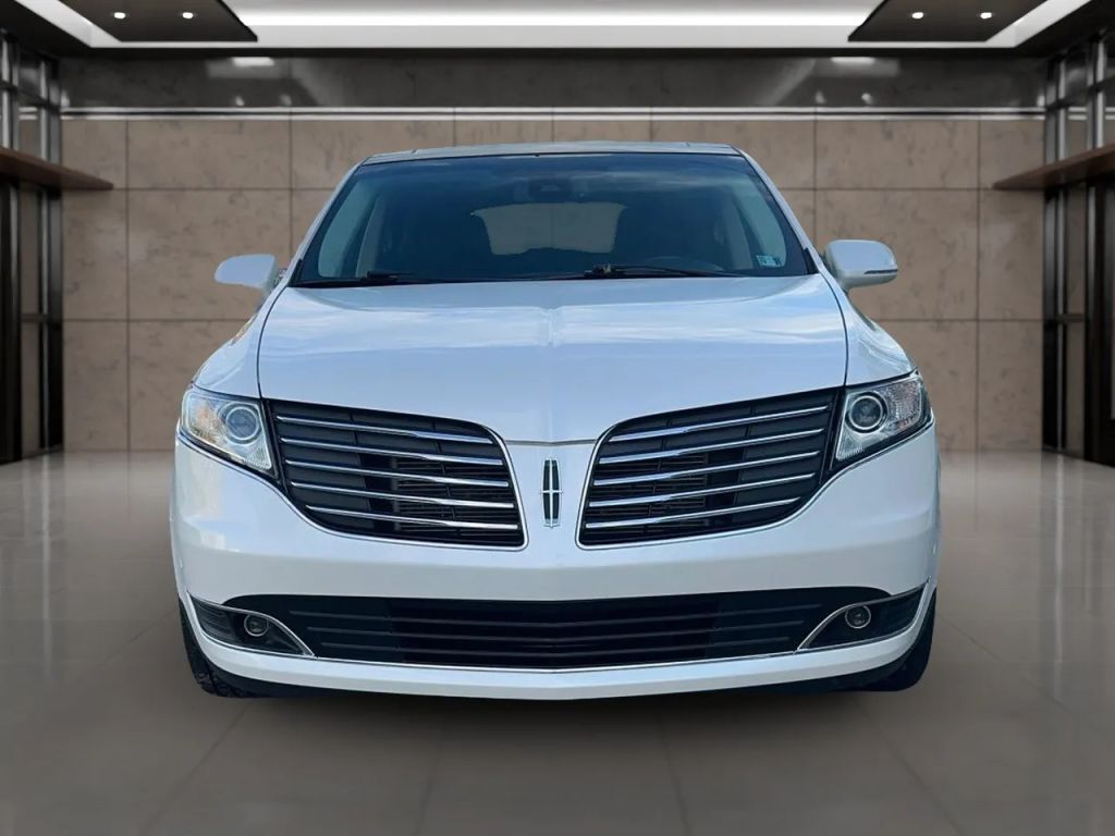 2018 LINCOLN MKT