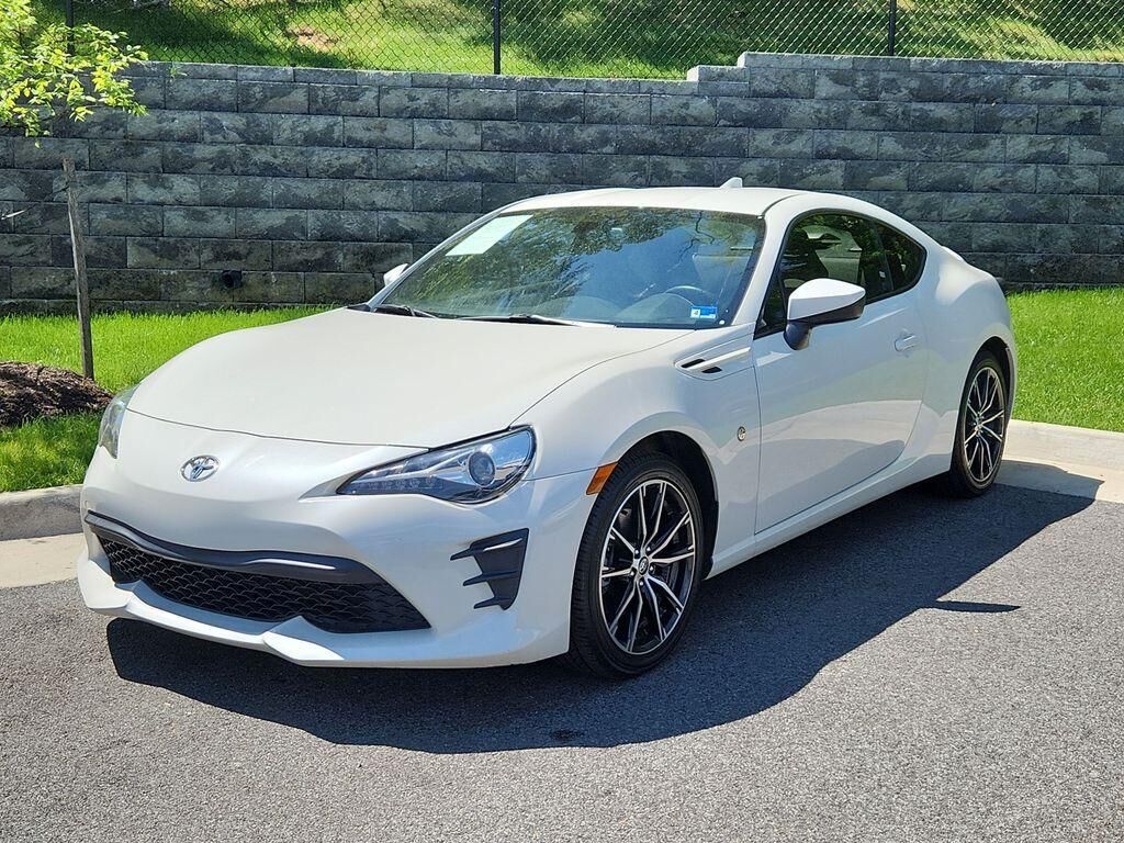 2020 TOYOTA 86