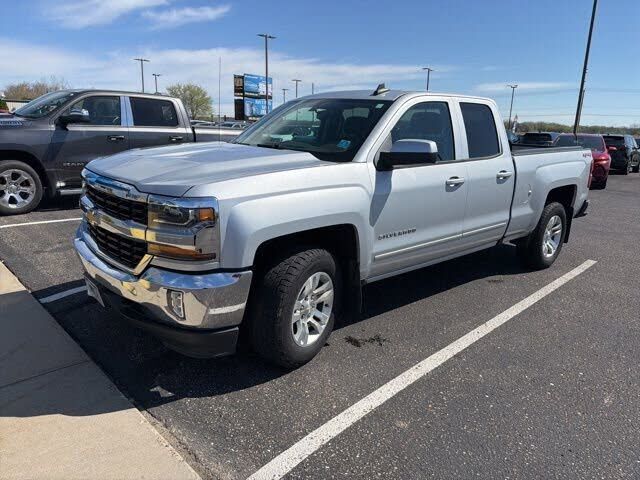 2018 CHEVROLET Silverado