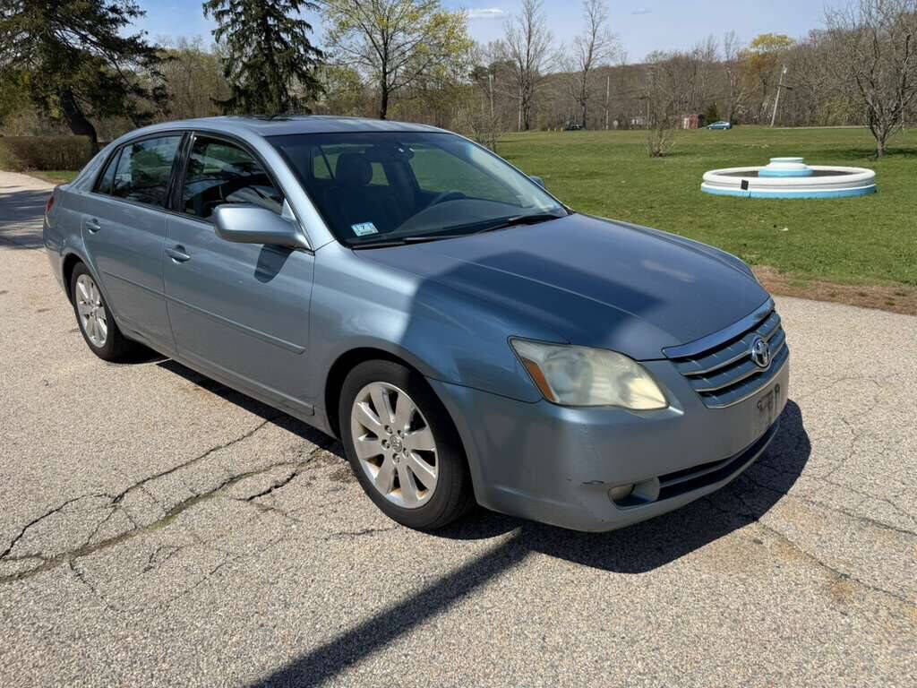 2006 TOYOTA Avalon