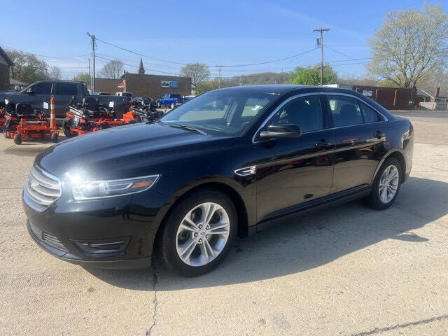 2018 FORD Taurus