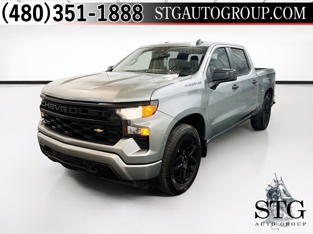 2025 CHEVROLET Silverado