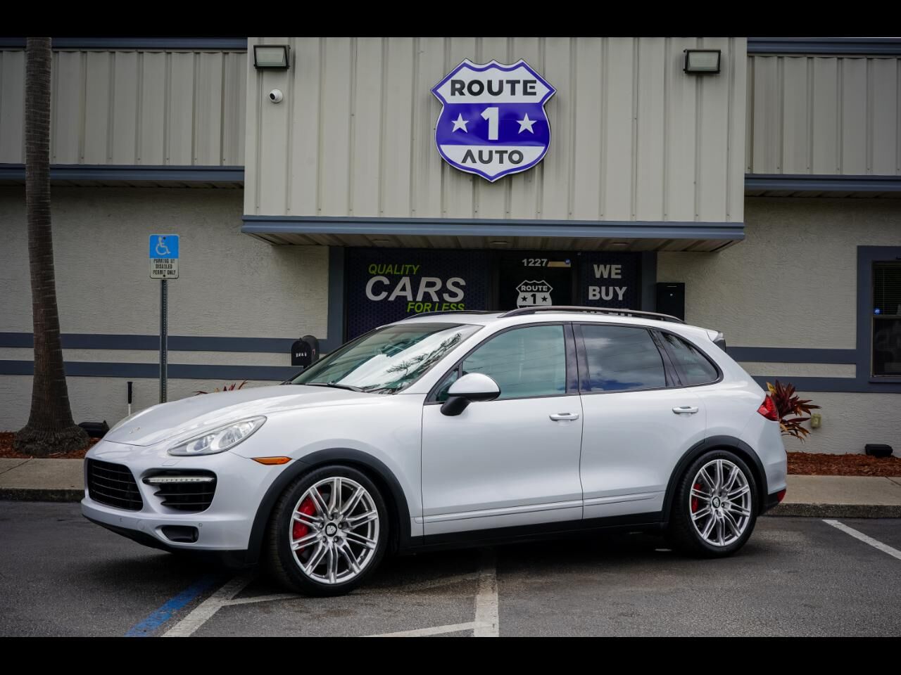 2011 PORSCHE Cayenne