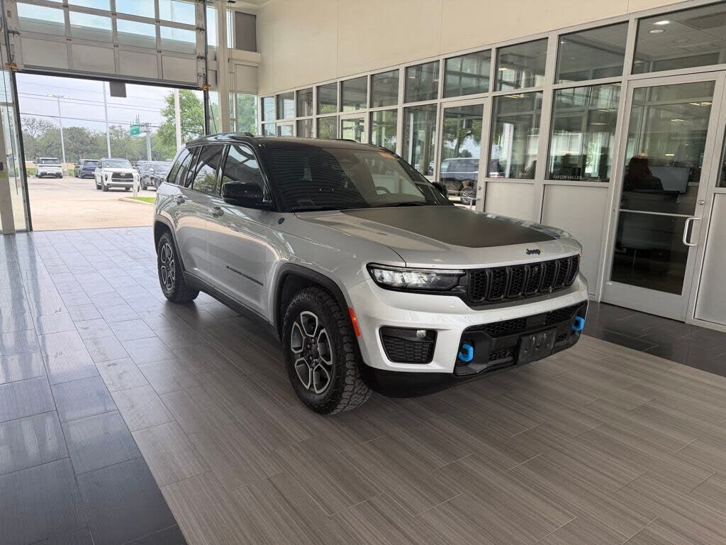 2023 JEEP Grand Cherokee