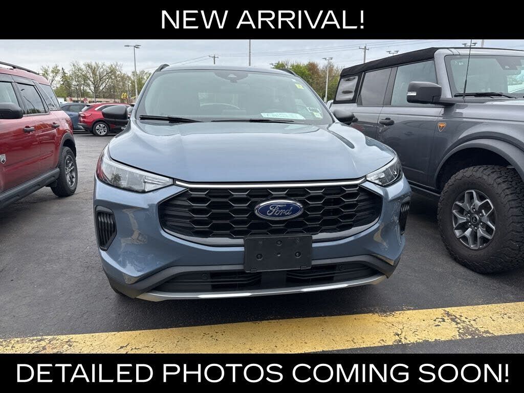 2025 FORD Escape