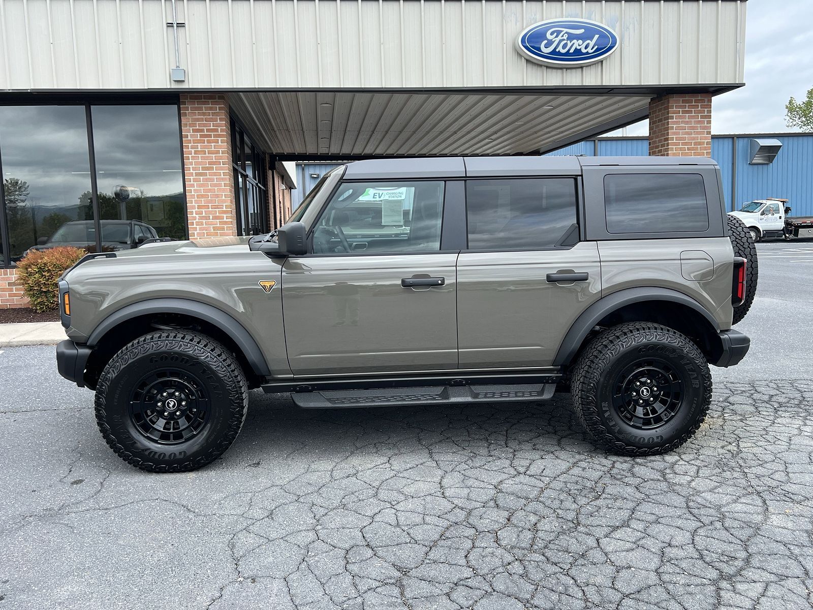 2026 FORD Bronco