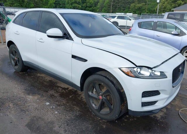 2017 JAGUAR F-Pace