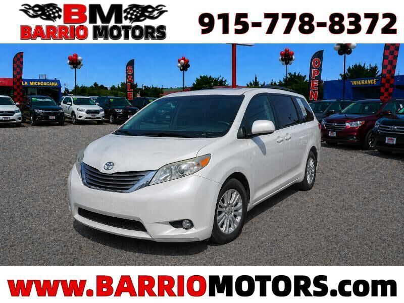 2016 TOYOTA Sienna