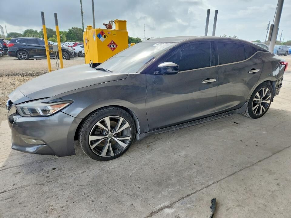 2017 NISSAN Maxima