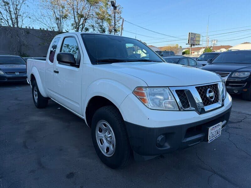 2015 NISSAN Frontier