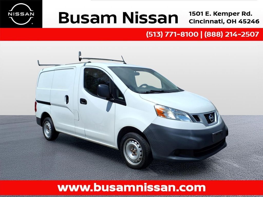 2015 NISSAN NV200