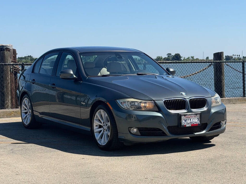 2011 BMW 3 Series
