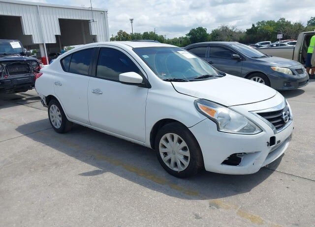 2018 NISSAN Versa