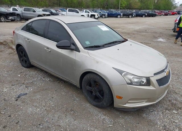 2013 CHEVROLET Cruze