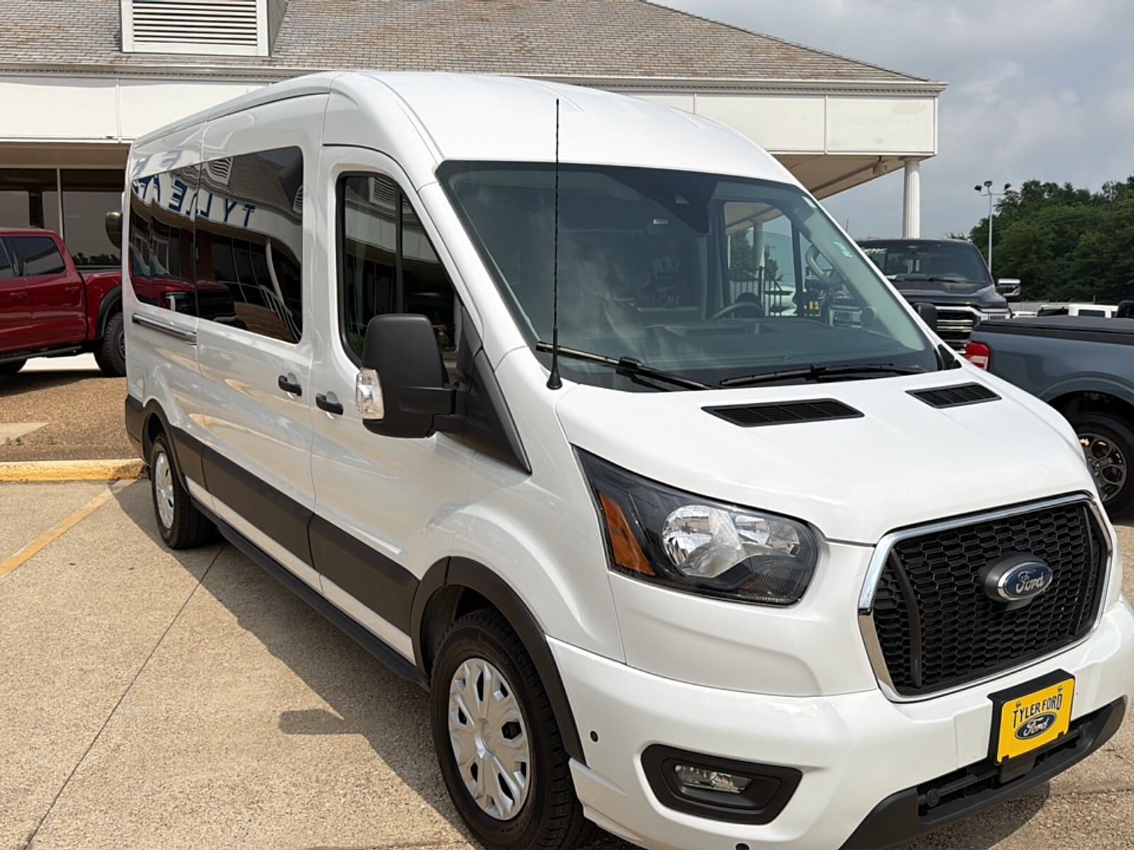 2025 FORD Transit