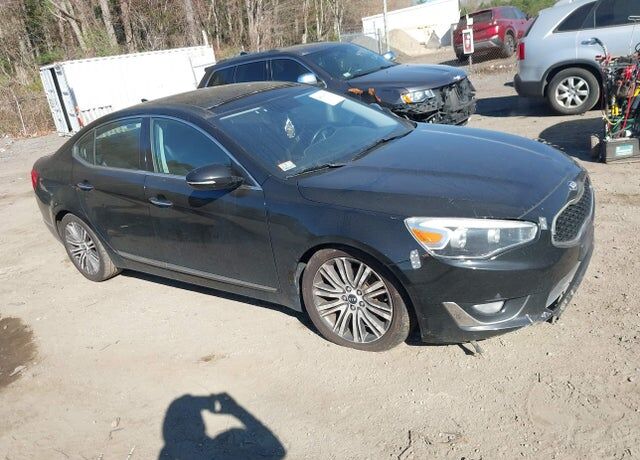 2014 KIA Cadenza