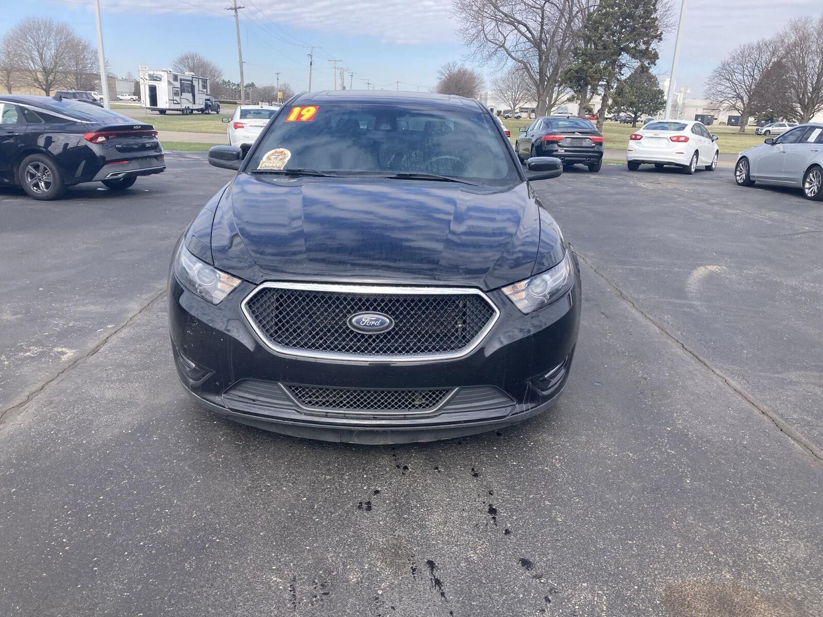 2019 FORD Taurus