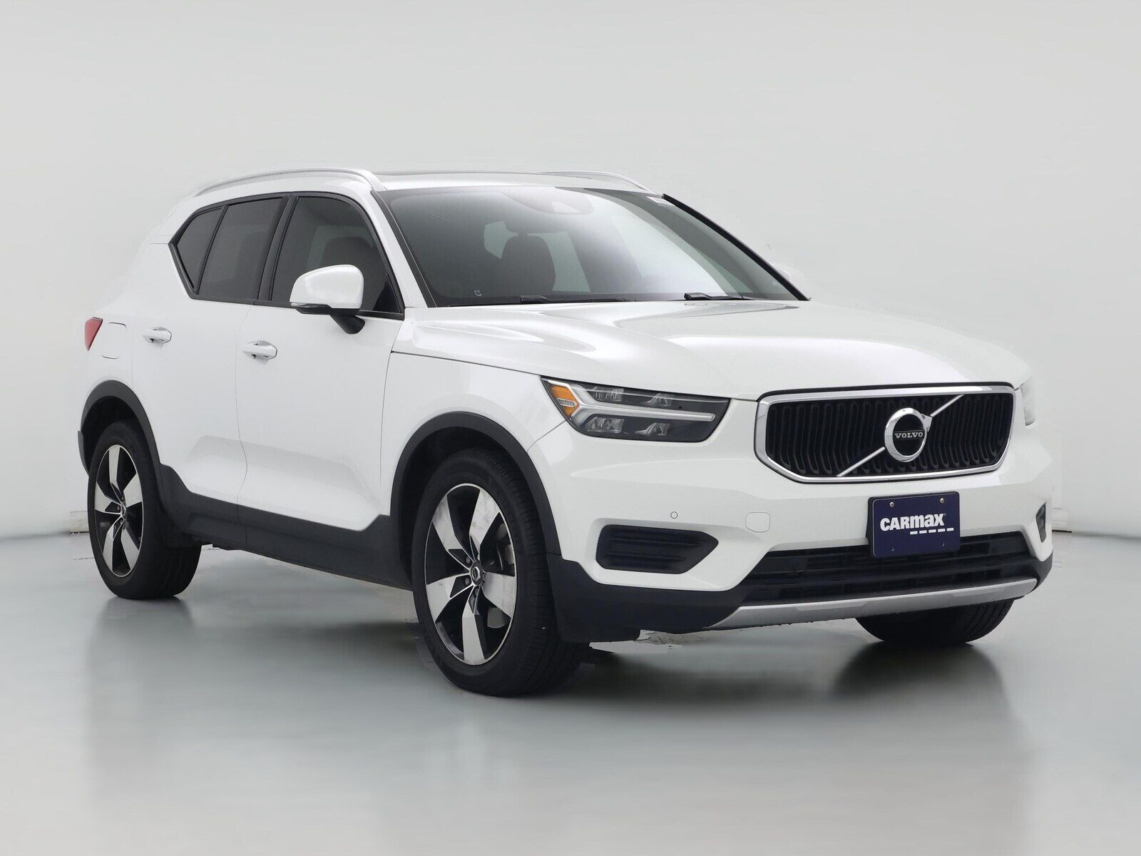 2020 VOLVO XC40