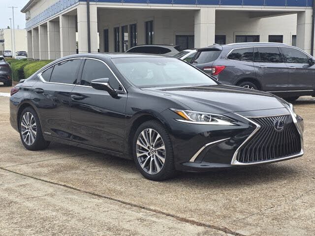 2021 LEXUS ES
