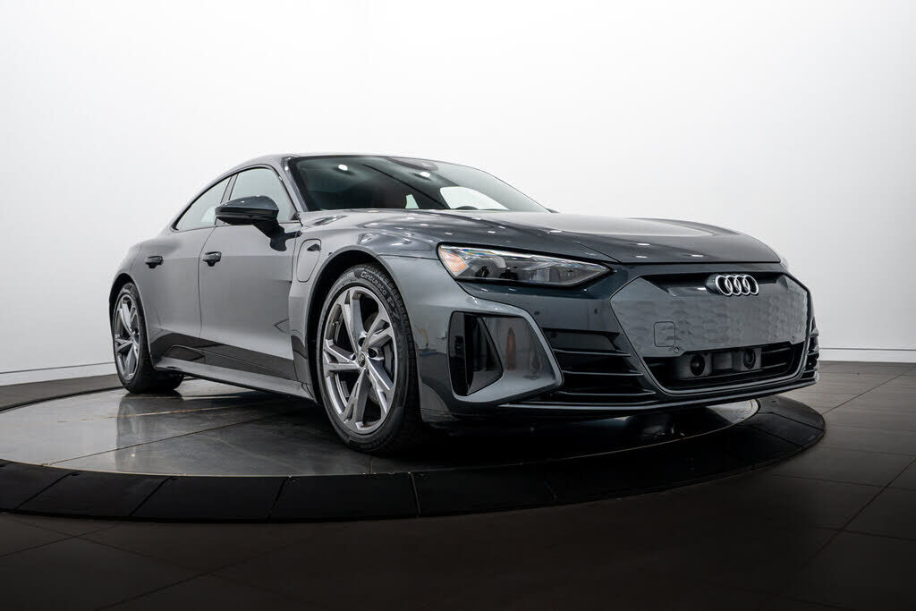 2023 AUDI e-tron GT
