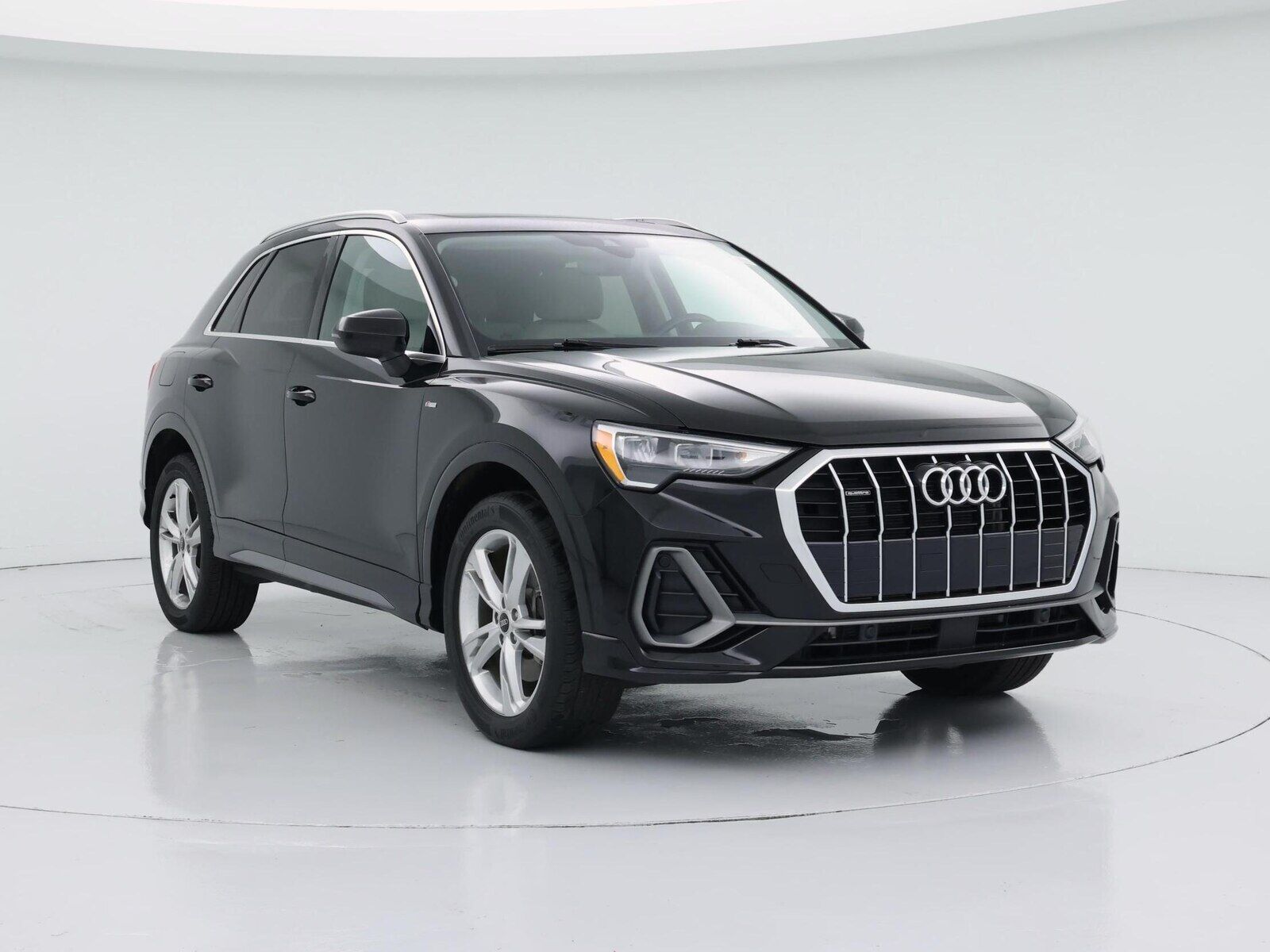 2022 Audi Q3
