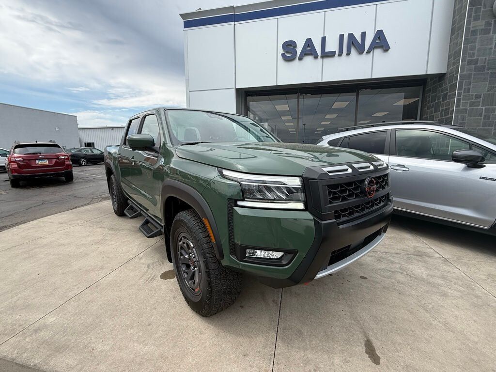 2025 NISSAN Frontier