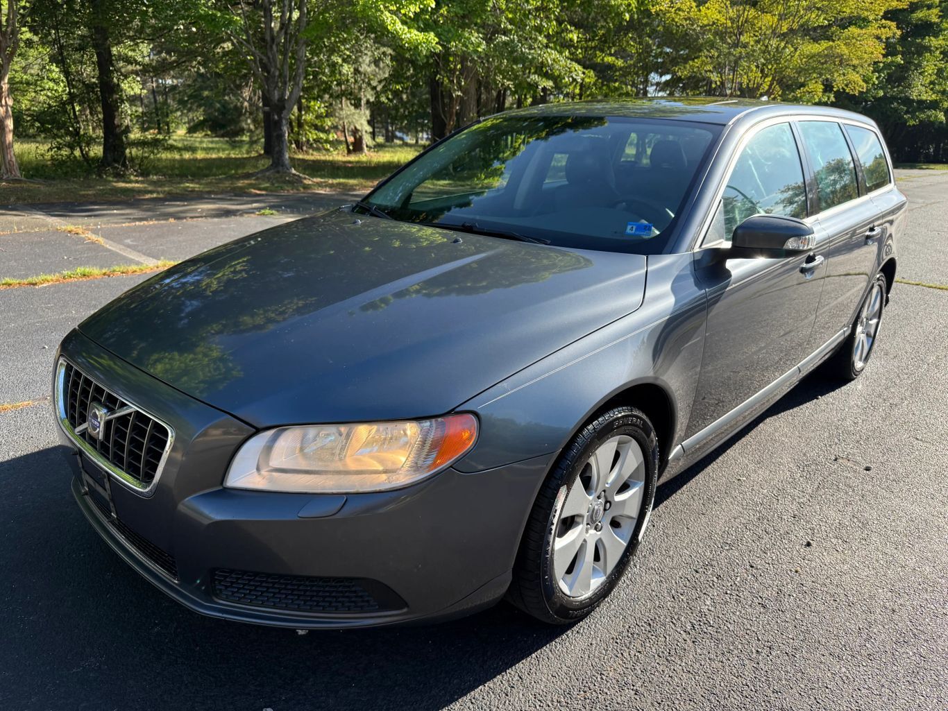2008 VOLVO V70