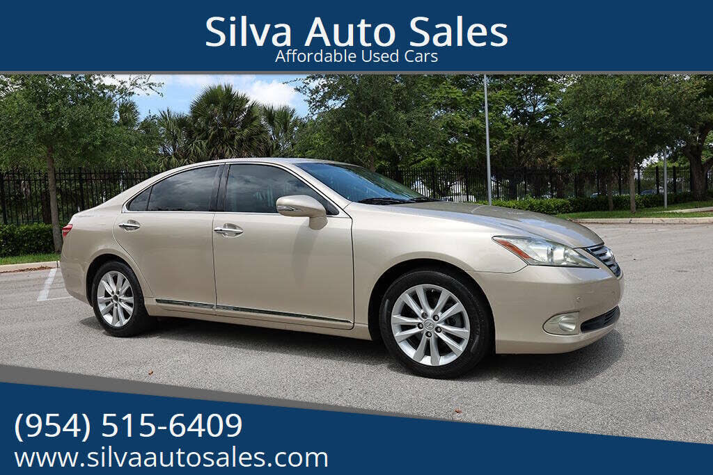 2011 LEXUS ES