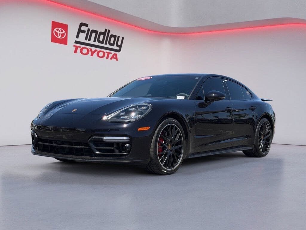 2019 PORSCHE Panamera