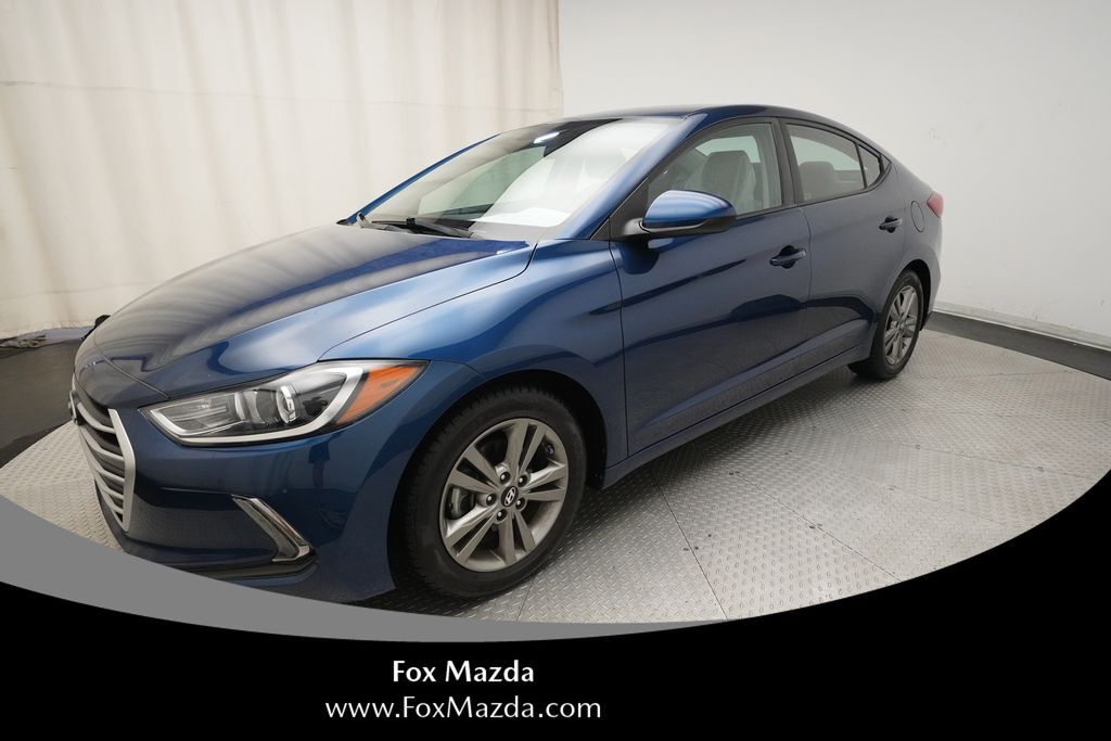 2017 HYUNDAI Elantra