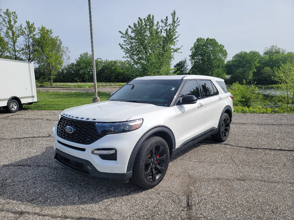 2022 FORD Explorer