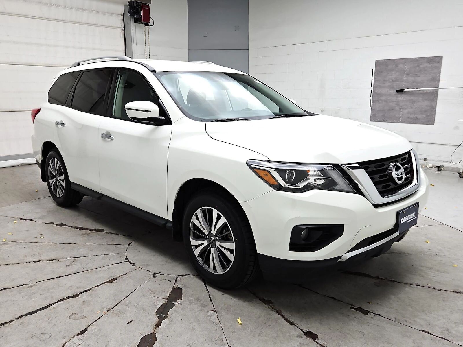 2020 NISSAN Pathfinder