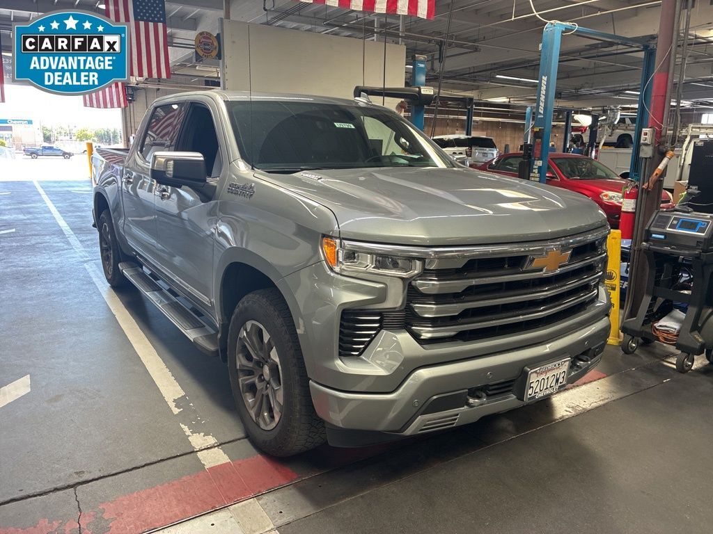 2024 CHEVROLET Silverado