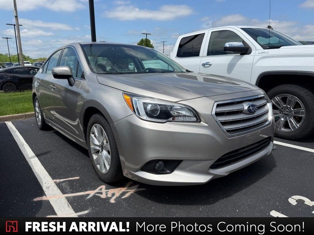 2017 SUBARU Legacy