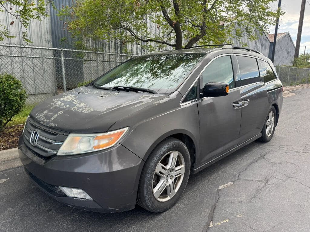 2011 HONDA Odyssey