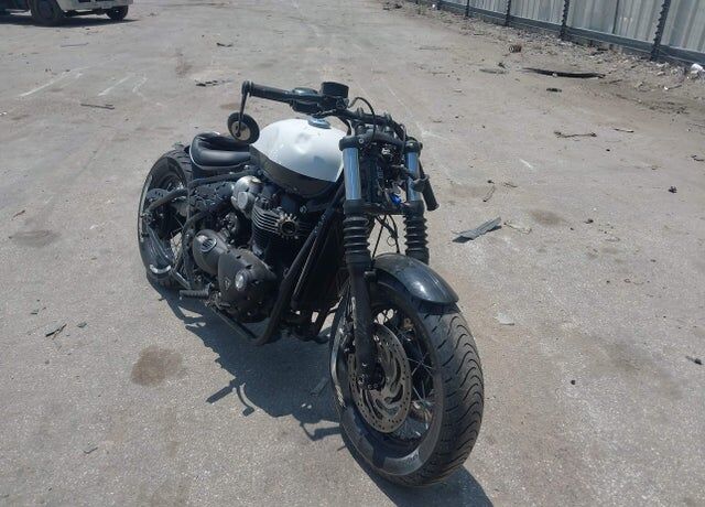 2025 TRIUMPH Bonneville