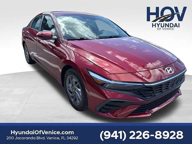 2024 HYUNDAI Elantra