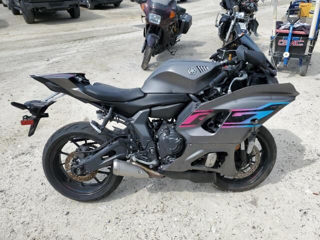 2024 YAMAHA YZF