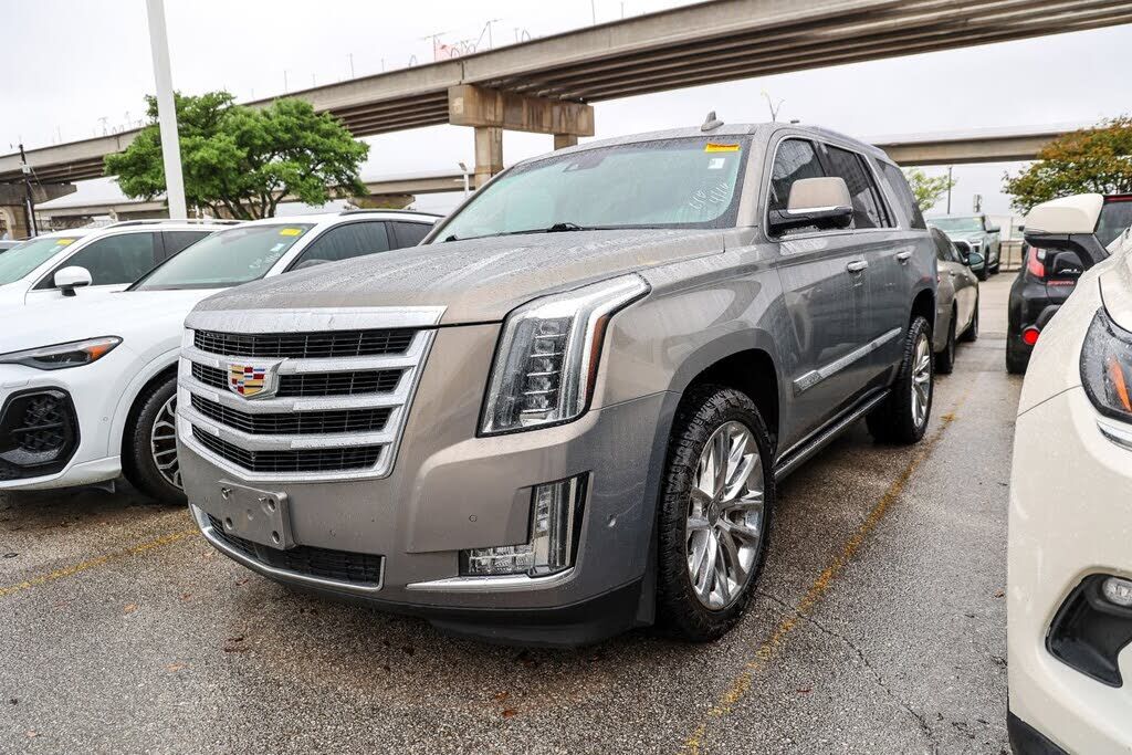 2019 CADILLAC Escalade