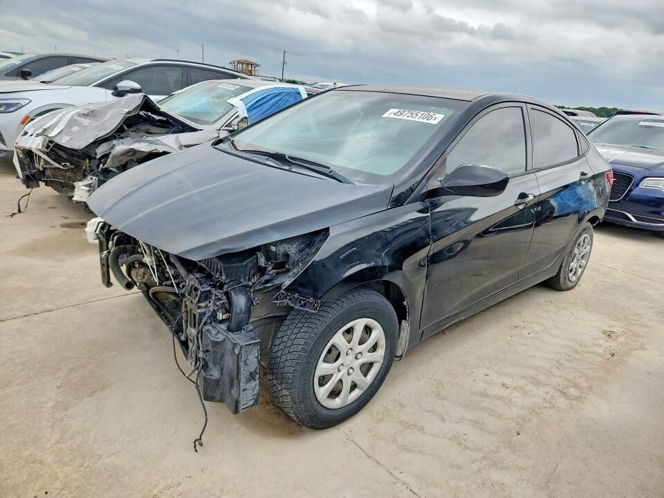 2014 HYUNDAI Accent