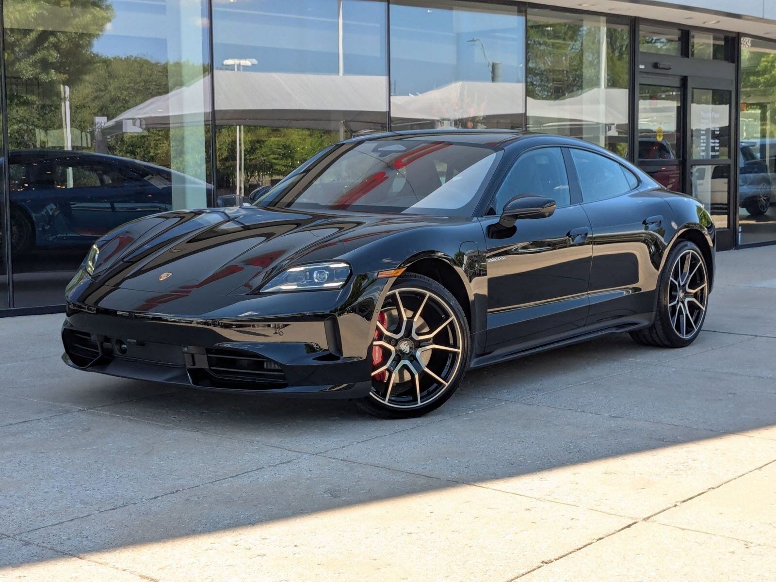 2026 PORSCHE Taycan