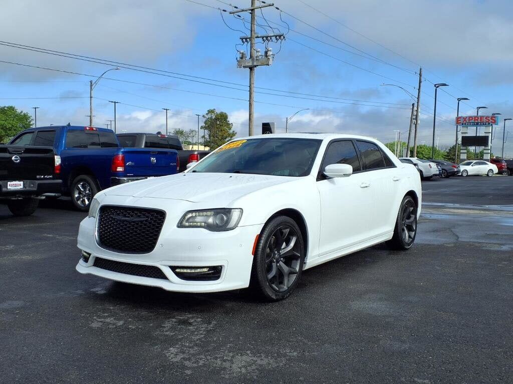 2021 CHRYSLER 300