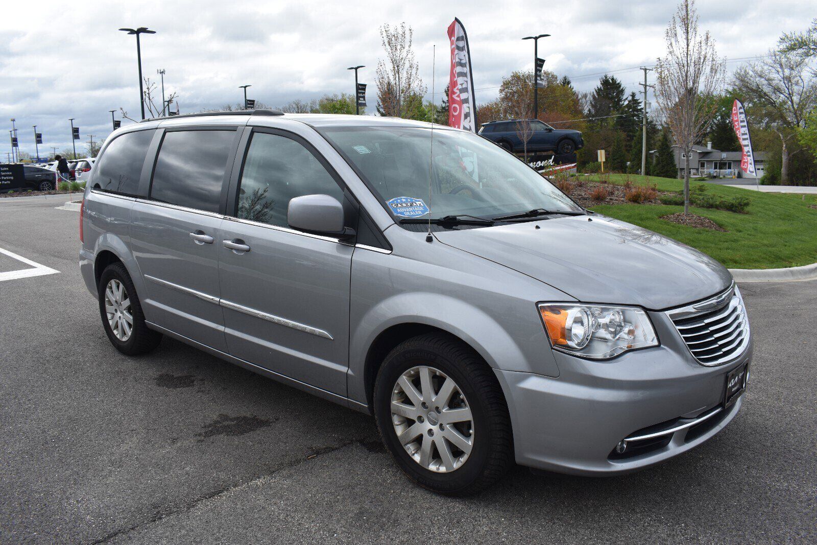 2016 CHRYSLER Town and Country