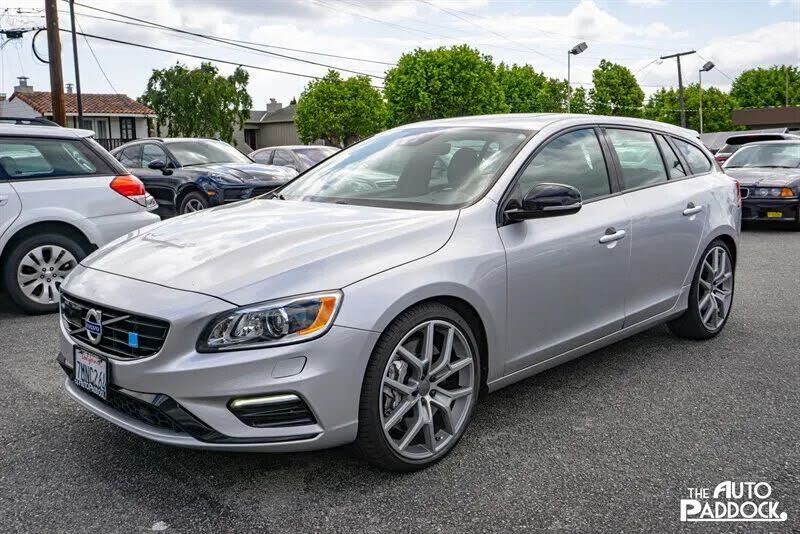 2016 VOLVO V60