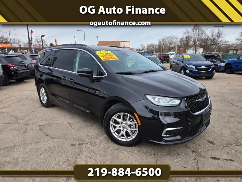 2022 CHRYSLER Pacifica
