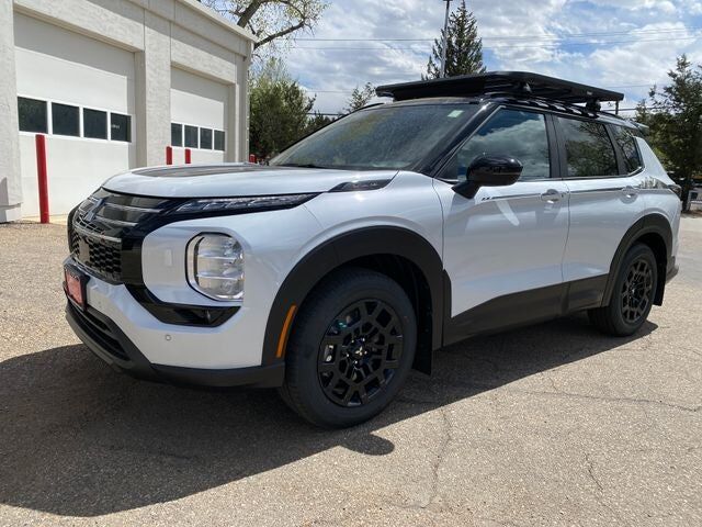 2026 MITSUBISHI Outlander