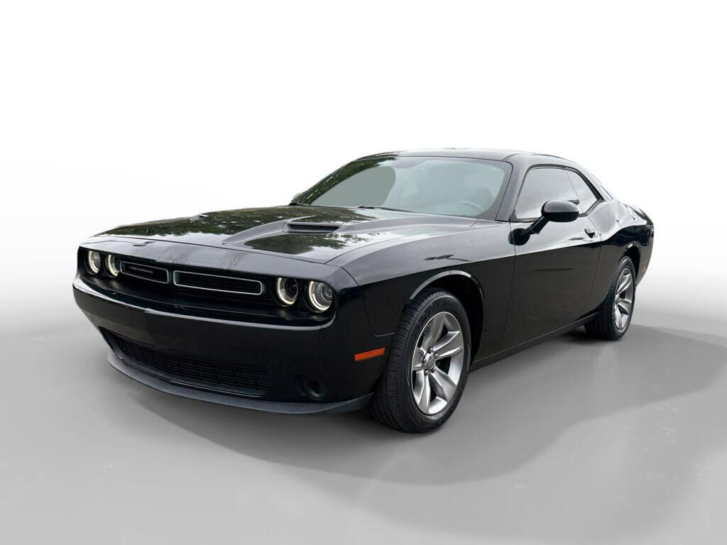 2016 DODGE Challenger