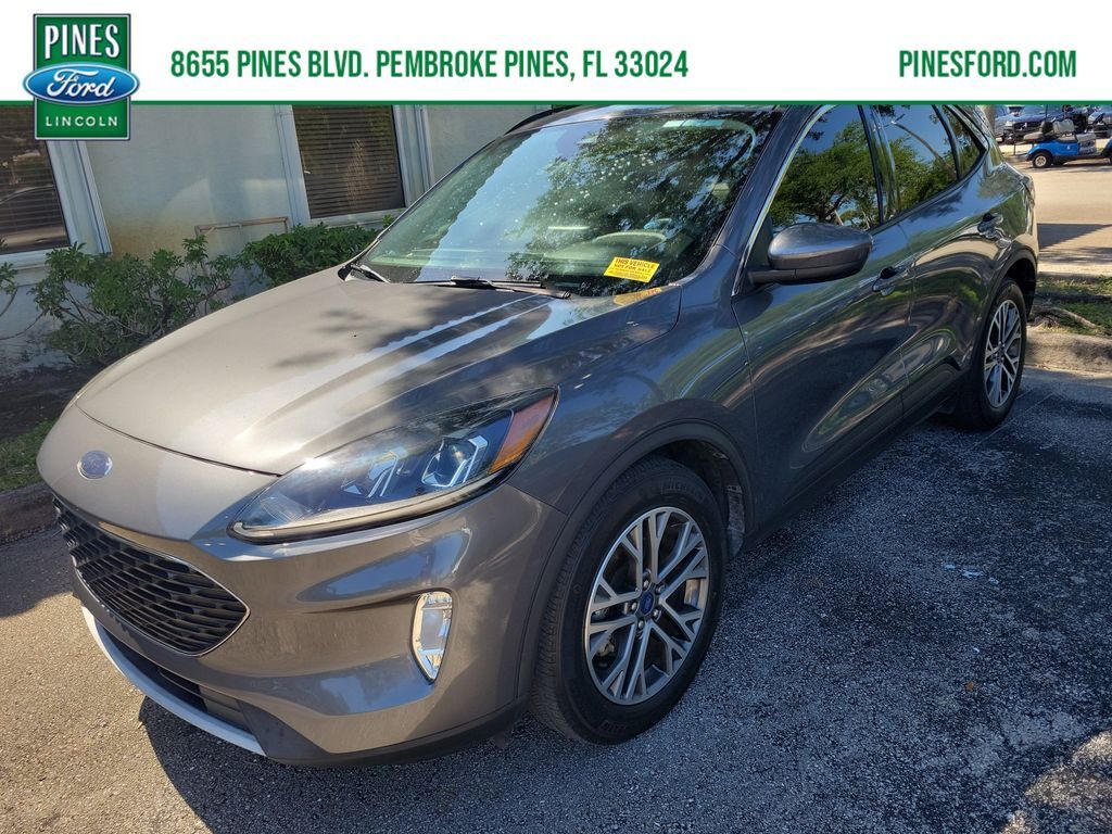 2021 FORD Escape
