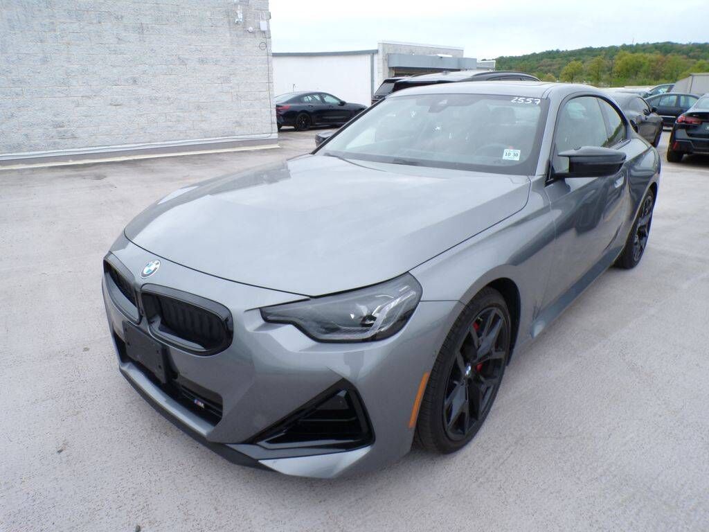2025 BMW M2